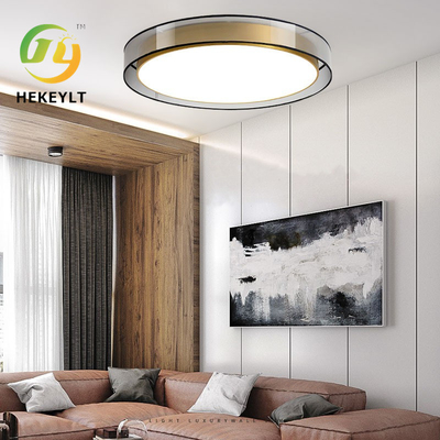 Lumière de plafond LED de luxe moderne en fer ou en cuivre