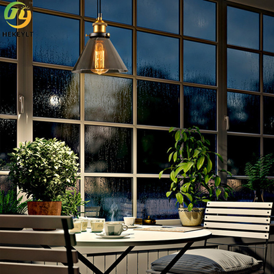 Décoration d'intérieur moderne de la base LED Amber Glass Pendant Light Fashionable de l'ampoule E26