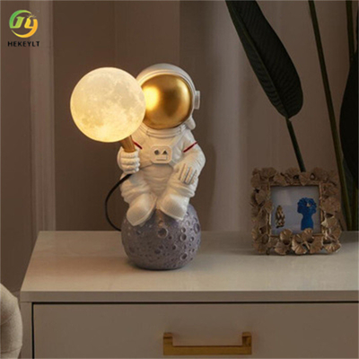 Lampe de Rechargeable Sunset Bedside d'astronaute de lune de la pièce d'enfants de résine + de matériel H370