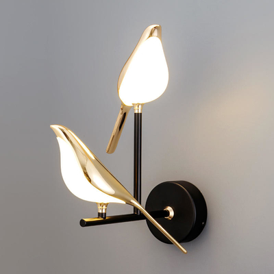 Lampes de mur modernes décoratives de chevet de lampe de mur de pie acrylique en métal