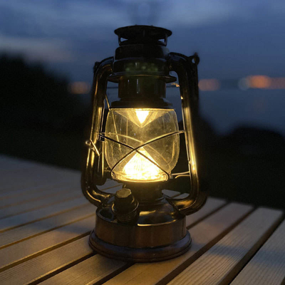 Lumière campante de camping d'Usb rétro en métal extérieur rechargeable de lumière
