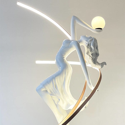Lampadaire blanc décoratif de haute qualité moderne de corps humain de D78*179cm pour résidentiel intérieur d'hôtel de salon