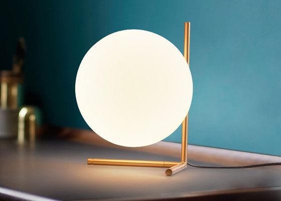 lampes en verre de 60W Max Ball Lampshape Dia 18cm Nightstand pour la chambre à coucher