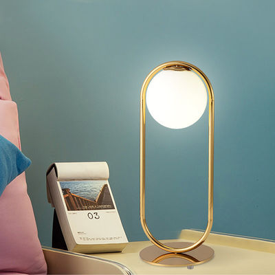 Lampe économiseuse d'énergie de Nightstand d'or de la taille 50cm du diamètre 18.5cm d'hôtel