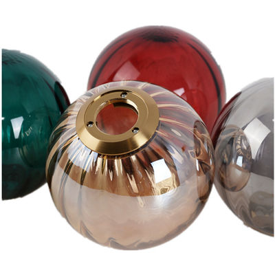 Lumière pendante de globe en verre moderne coloré pour la salle à manger